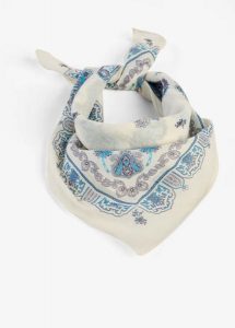 Apaszka we wzór paisley. Niebieskie apaszki i chusty bonprix, bez wzorów. Za 24,99 zł.