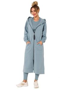 Made of emotion Kardigan w kolorze błękitnym rozmiar: L/XL. Niebieskie swetry oversize Made Of Emotion, l, bez wzorów, bez ramiączek. Za 269,75 zł.