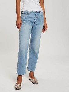 Cross Jeans Dżinsy - Regular fit - w kolorze błękitnym rozmiar: 31W. Niebieskie jeansy Cross Jeans, z aplikacjami, z jeansu, z podwyższonym stanem. Za 110,04 zł.