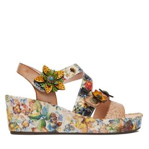 Sandały Laura Vita. Brązowe sandały LAURA VITA, bez wzorów, bez obcasa, na koturnie, bez zapięcia. Za 439,99 zł.