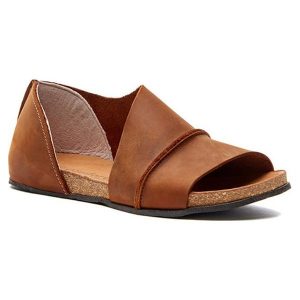 Comfortfusse Skórzane sandały w kolorze brązowym rozmiar: 39. Brązowe sandały Comfortfüße, bez wzorów, ze skóry, z otwartym noskiem, bez obcasa, bez zapięcia. Za 260,99 zł.