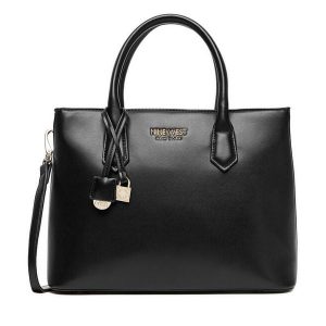Torebka Nine West. Czarne torebki klasyczne Nine West, bez wzorów, bez dodatków. Za 249,99 zł.