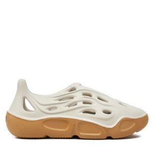 Półbuty Steve Madden. Białe półbuty Steve Madden, bez wzorów, bez obcasa, na płaskiej podeszwie, bez zapięcia. Za 449,99 zł.
