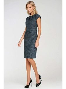 Nife Sukienka w kolorze czarno-granatowym rozmiar: 38. Czarne sukienki Nife, bez wzorów, bez kołnierzyka, bez ramiączek, midi. Za 161,34 zł.