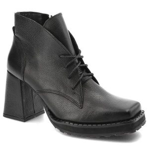 Czarne Botki Exquisite Modne Skórzane Buty Na Obcasie. Czarne botki Exquisite, bez wzorów, ze skóry, bez obcasa, na obcasie, bez zapięcia. Za 309,00 zł.