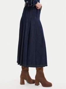 DeeZee Kozaki CEO-WS22392-07 Brązowy. Brązowe kozaki DeeZee, bez wzorów, z materiału, bez obcasa, na słupku, bez zapięcia. Za 219,99 zł.