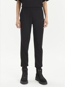 Armani Exchange Spodnie dresowe 3DYP77 YJEPZ 1200 Czarny Regular Fit. Czarne spodnie dresowe Armani Exchange, xl, bez wzorów, z dresówki. Za 419,99 zł.