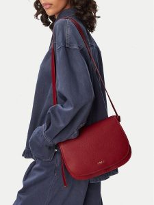 MEXX Torebka CEO-MEXX-L-022-08 Bordowy. Czerwone torebki klasyczne Mexx, bez wzorów, ze skóry, bez dodatków. Za 199,99 zł.
