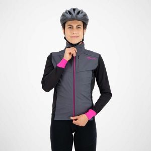 Zimowa softshellowa kurtka rowerowa damska Rogelli CONTENTA. Czarne kurtki Rogelli, na zimę, m, bez wzorów, bez kaptura. Za 225,00 zł.