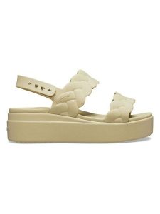 Crocs Sandały "Brooklyn" w kolorze beżowym rozmiar: 41/42. Brązowe sandały Crocs, bez wzorów, z otwartym noskiem, bez obcasa, na koturnie, bez zapięcia. Za 127,95 zł.