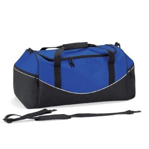 Torba sportowa Quadra Teamwear. Niebieskie torby podróżne i sportowe QUADRA, bez wzorów, na ramię, duże. Za 122,95 zł.