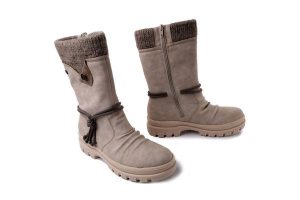RIEKER TEX X8283-60 beige, kozaki damskie. Brązowe kozaki Rieker, na zimę, bez wzorów, bez obcasa, bez zapięcia. Za 519,90 zł.