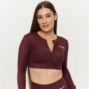 Top damski fitness z zamkiem Prime. Fioletowe topy GYMBEAM, l, bez wzorów, z elastanu, klasyczne, bez kołnierzyka, bez ramiączek. Za 106,90 zł.