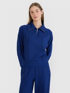 4F Bluza dresowa oversize nierozpinana bez kaptura damska - granatowa L. Niebieskie bluzy 4f, l, bez wzorów, z bawełny, bez kaptura. W wyprzedaży za 99,99 zł.