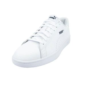 Damskie Skórzane Buty Treningowe Smash V2. Białe buty trekkingowe Puma, bez zapięcia. Za 332,99 zł.