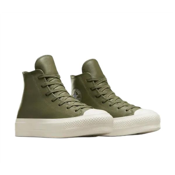 Damskie>buty sneakers Damskie Converse. Zielone trampki Converse, bez wzorów, bez zapięcia. W wyprzedaży za 354,05 zł.