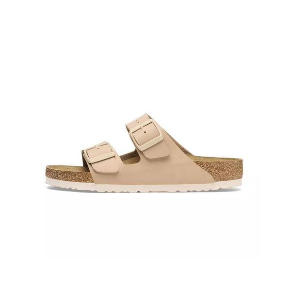 Klapki damskie Birkenstock 1027723. Brązowe klapki Birkenstock, bez wzorów, z materiału, bez obcasa. Za 296,10 zł.