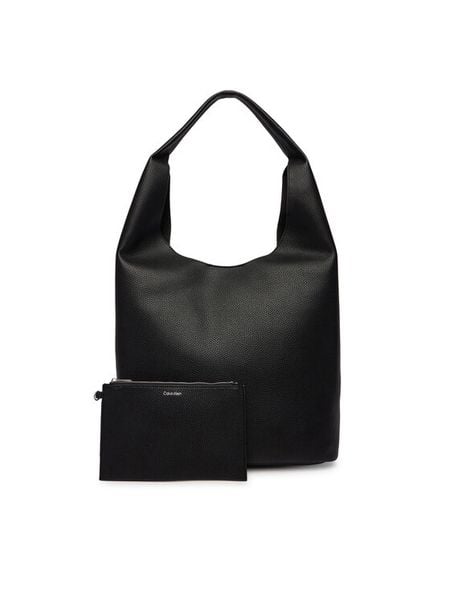 Calvin Klein Torebka Slouchy Pebble Medium Bag LV04F3596G Czarny. Czarne shopper bag Calvin Klein, bez wzorów, ze skóry, bez dodatków. Za 649,99 zł.