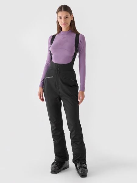 4F Spodnie narciarskie w kolorze czarnym rozmiar: XL. Czarne spodnie dresowe 4f, m, bez wzorów. Za 305,29 zł.