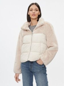 ONLY Kurtka zimowa 15292945 Beżowy Regular Fit. Brązowe kurtki ONLY, na zimę, m, bez wzorów, z syntetyku, bez kaptura. Za 299,99 zł.