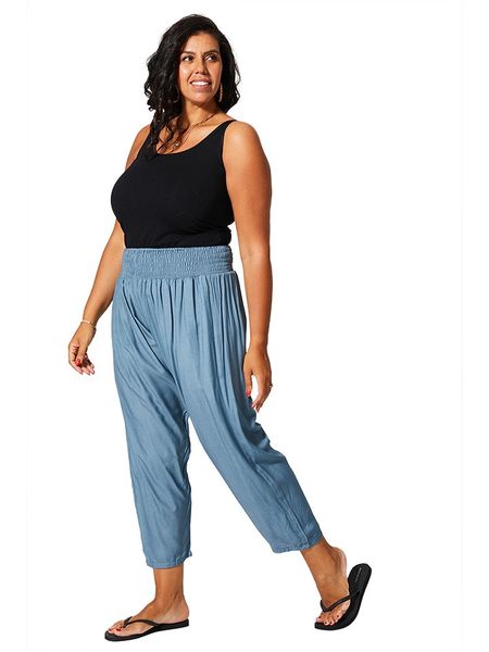 Aller Simplement Spodnie w kolorze błękitnym rozmiar: 42-58. Niebieskie spodnie z wysokim stanem Aller Simplement, bez wzorów, z materiału, z podwyższonym stanem. Za 76,95 zł.