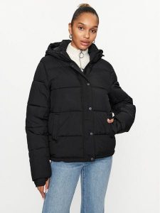 ONLY Kurtka zimowa 15287909 Czarny Regular Fit. Czarne kurtki ONLY, na zimę, l, bez wzorów, z syntetyku, bez kaptura. Za 509,99 zł.