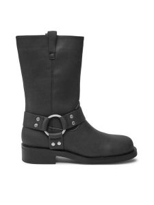 ONLY Shoes Botki Bax 15329812 Czarny. Czarne botki ONLY SHOES, bez wzorów, ze skóry, bez obcasa, na płaskiej podeszwie, bez zapięcia. Za 319,99 zł.