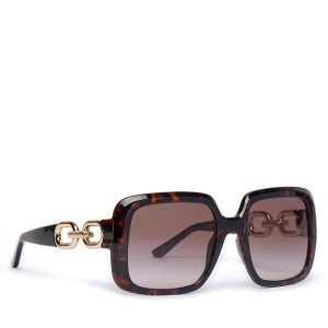 Okulary przeciwsłoneczne Guess. Brązowe okulary przeciwsłoneczne Guess. Za 369,99 zł.