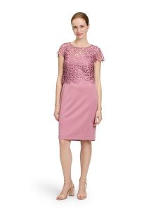 Vera Mont Sukienka w kolorze jasnoróżowym rozmiar: 44. Różowe sukienki Vera Mont, bez wzorów, z koronki, bez kołnierzyka, bez ramiączek, mini. Za 295,99 zł.