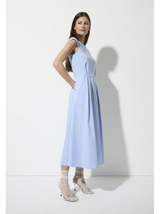 More & More Sukienka w kolorze błękitnym rozmiar: 42. Niebieskie sukienki More & More, bez wzorów, bez kołnierzyka, bez ramiączek, maxi. Za 208,99 zł.