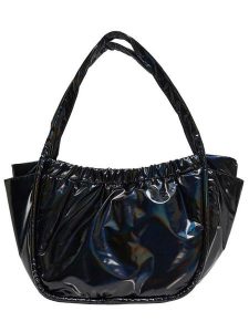 ONLY Shopper bag w kolorze czarnym rozmiar: onesize. Czarne shopper bag ONLY, bez wzorów, z materiału, na ramię, bez dodatków. Za 86,99 zł.