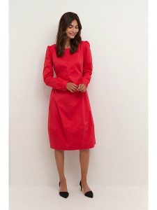 CULTURE Sukienka w kolorze czerwonym rozmiar: XL. Czerwone sukienki Culture, xl, bez wzorów, bez kołnierzyka, bez ramiączek, midi. Za 152,99 zł.