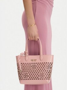 Nine West Torebka CEO-Essex Light-LDA8698A Różowy. Czerwone torebki klasyczne Nine West, bez wzorów, ze skóry, bez dodatków. Za 249,99 zł.