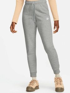 Nike Sportswear Spodnie dresowe w kolorze szarym rozmiar: L. Szare spodnie dresowe Nike Sportswear, l, bez wzorów, z bawełny. Za 128,55 zł.