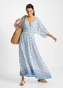 Długa sukienka z czystej wiskozy. Niebieskie sukienki bonprix, bez wzorów, z wiskozy, eleganckie, bez kołnierzyka, bez ramiączek, maxi. Za 159,99 zł.