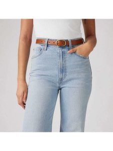 Levi's Skórzany pasek w kolorze jasnobrązowym rozmiar: 85. Brązowe paski Levi's®, bez wzorów, z materiału. Za 155,15 zł.