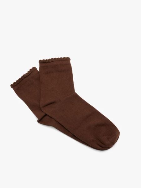 Brązowe skarpety bawełniane z falbanką. Brązowe skarpetki Ryłko, bez wzorów, z bawełny. W wyprzedaży za 22,49 zł.