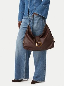 Guess Torebka Camden HWBB93 08020 Brązowy. Brązowe torebki klasyczne Guess, z aplikacjami, ze skóry, bez dodatków. Za 678,99 zł.