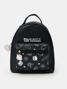 Plecak Hello Kitty - czarny. Czarne plecaki Sinsay. W wyprzedaży za 51,99 zł.