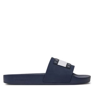 Klapki Tommy Jeans. Niebieskie klapki Tommy Jeans, bez wzorów, z jeansu, bez obcasa. Za 179,99 zł.