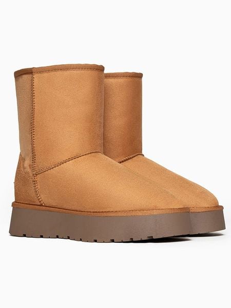 Blackfield Kozaki zimowe "Joy" w kolorze jasnobrązowym rozmiar: 38. Brązowe botki Blackfield, na zimę, bez wzorów, bez obcasa, na platformie, bez zapięcia. Za 160,95 zł.