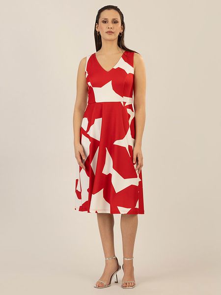 APART Sukienka w kolorze czerwono-białym rozmiar: 42. Czerwone sukienki Apart, bez wzorów, bez kołnierzyka, bez ramiączek, midi. Za 227,85 zł.