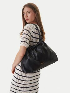 Tommy Hilfiger Torebka Th Soft Leather Hobo AW0AW18376 Czarny. Czarne torebki klasyczne TOMMY HILFIGER, bez wzorów, ze skóry, bez dodatków. Za 630,99 zł.