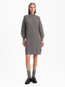 BGN Sukienka dzianinowa w kolorze szarym rozmiar: 36. Szare sukienki BGN, na co dzień, bez wzorów, z dzianiny, bez kołnierzyka, bez ramiączek, midi, proste. Za 113,90 zł.