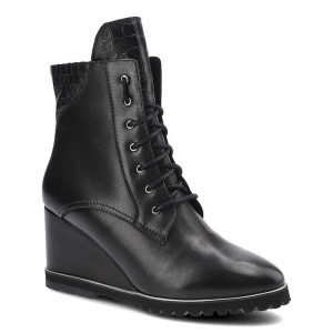 Czarne Botki Libero Damskie Eleganckie Buty. Czarne botki Libero, bez wzorów, ze skóry, bez obcasa, na koturnie, bez zapięcia. Za 279,00 zł.
