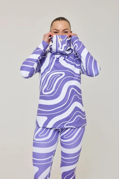Damska koszulka termoaktywna z wysokim dekoltem Purple Swirl. Fioletowe koszule nocne OOSC, bez wzorów, z materiału, bez ramiączek. Za 294,99 zł.
