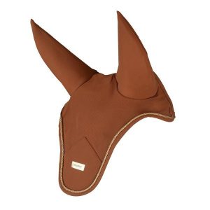 Czapka z muchą dla koni Horka Deluxe. Brązowe czapki HORKA, bez wzorów, z tkaniny, eleganckie. Za 130,00 zł.