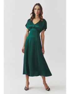 TATUUM Sukienka w kolorze zielonym rozmiar: 40. Zielone sukienki Tatuum, bez wzorów, bez kołnierzyka, bez ramiączek, maxi. Za 297,26 zł.