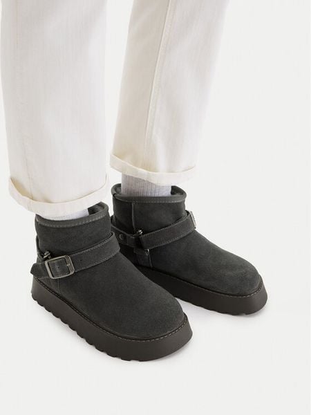G-Star Raw Śniegowce CEO-ZEHRA-01 Szary. Szare buty zimowe G-Star, ze skóry, bez obcasa, bez zapięcia. Za 329,99 zł.