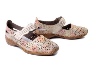 RIEKER 41399-92 multi, półbuty damskie. Żółte półbuty Rieker, na lato, bez wzorów, bez obcasa, na koturnie, bez zapięcia. Za 319,90 zł.